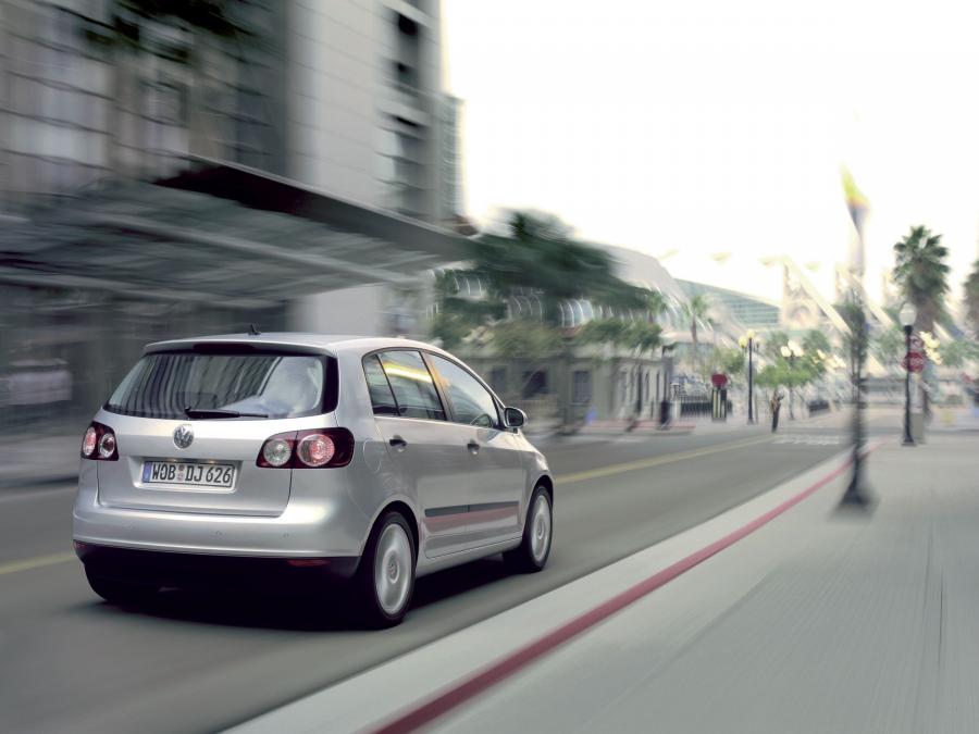  Volkswagen Golf Plus 2005 года  (фото 22 из 88)